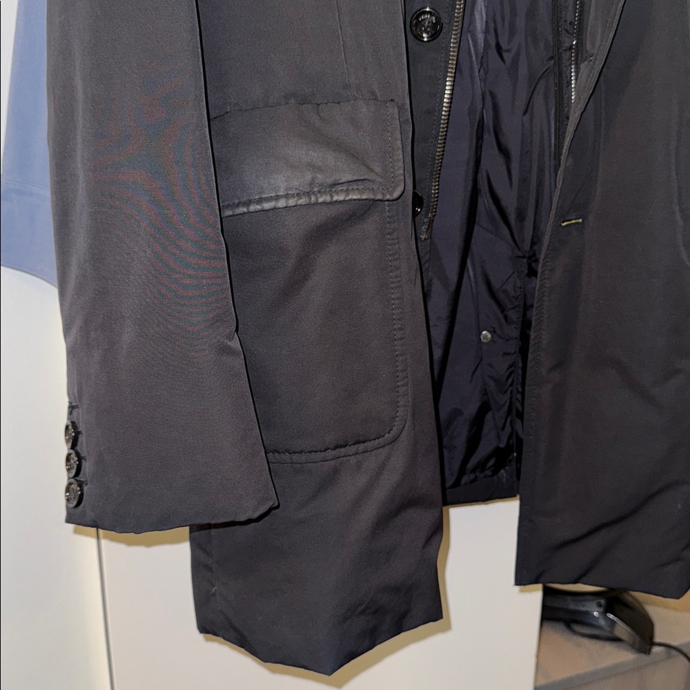 Moncler Men's Insulated Black Trench Coat - Picture 5 of 14